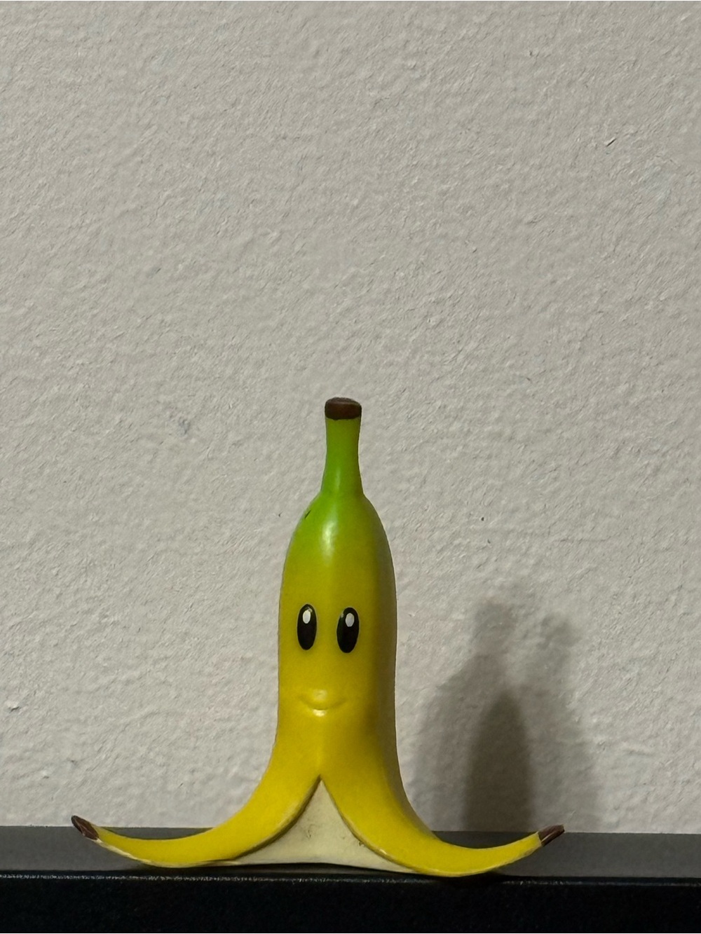 💞4/$35-JAKKS Pacific Smiling Banana Peel Figure Mini Toy Yellow Banana Character